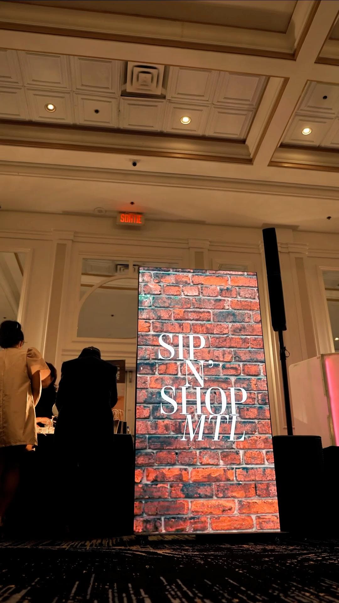 Gala caritatif - Altitude Connexion × The Shoe Box Project